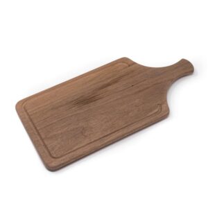 Tagliere salvagoccia artigianale in legno massello Slowood, con canalina perimetrale e manico integrato, ideale per cucine professionali e uso domestico.